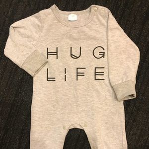 “HUG LIFE” Unisex Long Sleeved Grey Romper